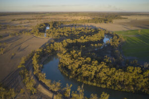 Mayor slams $63m water deal as basin towns ‘pay the price’